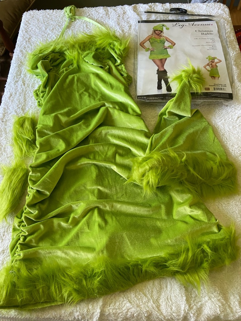 Dance costume party large Halloween Leg Avenue Lime Green Faux Fur Halter Mini
